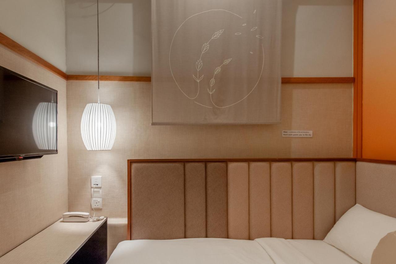 Bunk & Bilik Hotel Sri Petaling Kuala Lumpur Zewnętrze zdjęcie